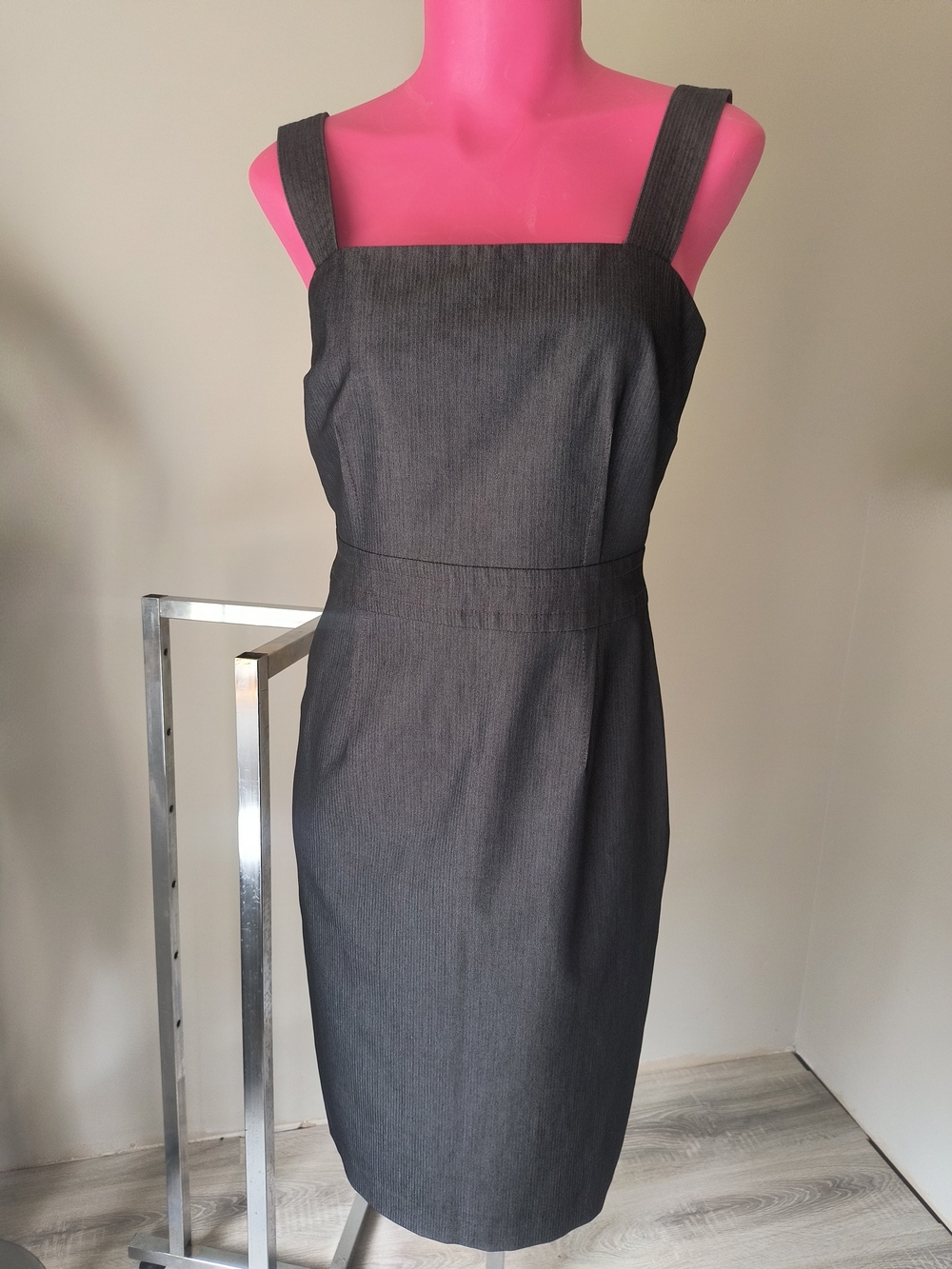 Jacob Charcoal Gray Sheath Dress Square Neck Made in Canada Size 5/6 (S)
